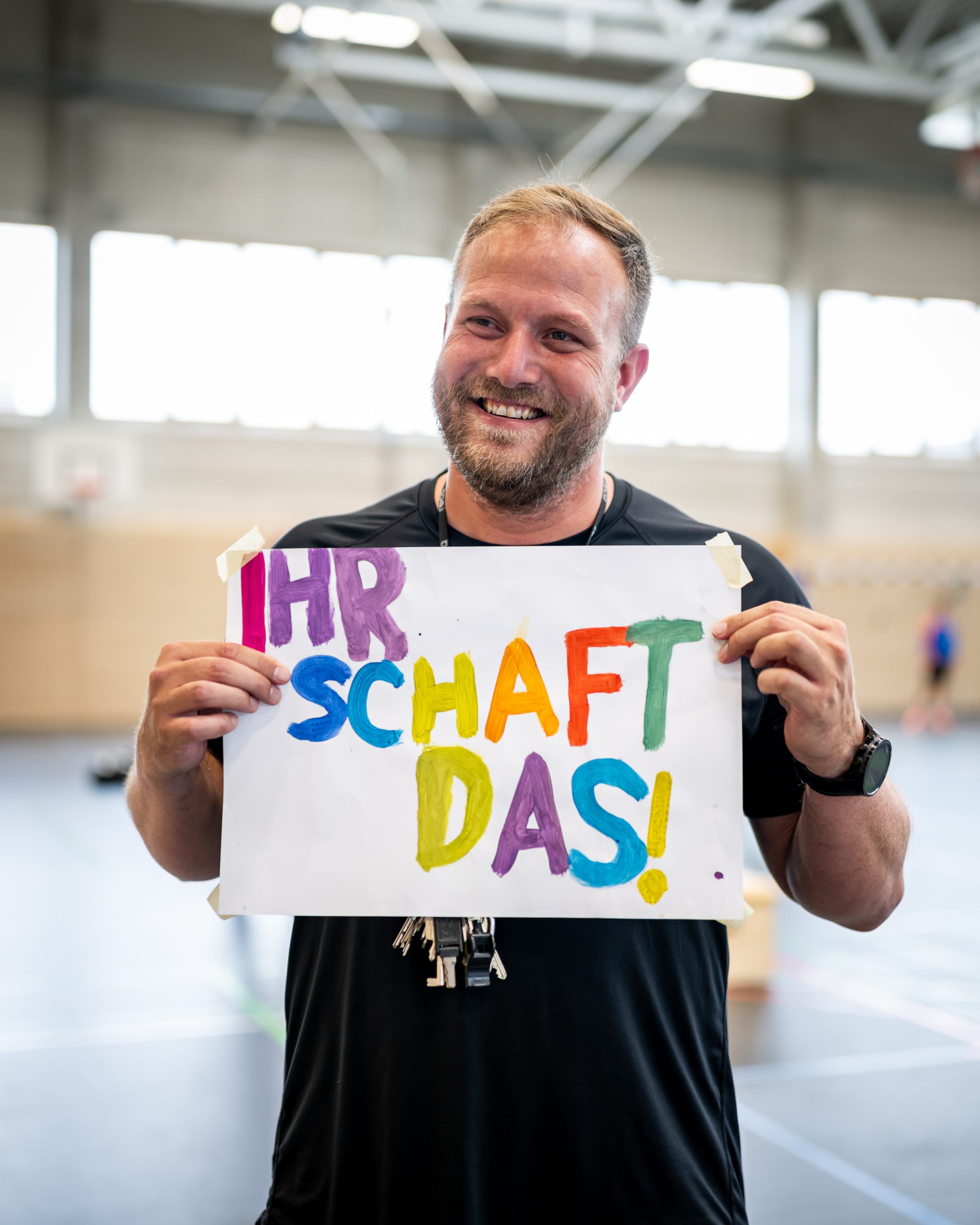 Motivationsschild beim Handball-Landesfinale der Mittelschulen am Schulcampus Werderau